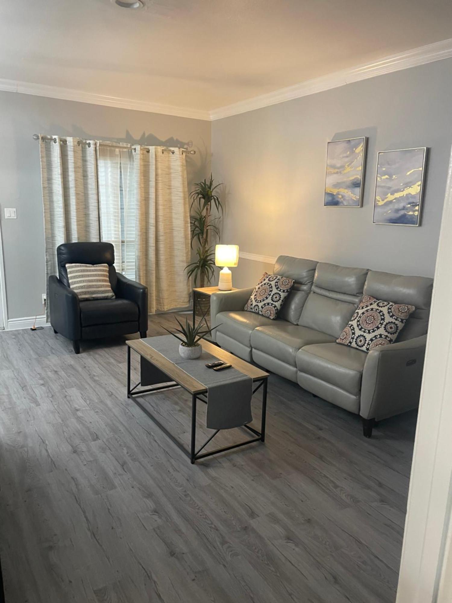 Huge One Bedroom With 2 Queen Size Beds Χιούστον Εξωτερικό φωτογραφία
