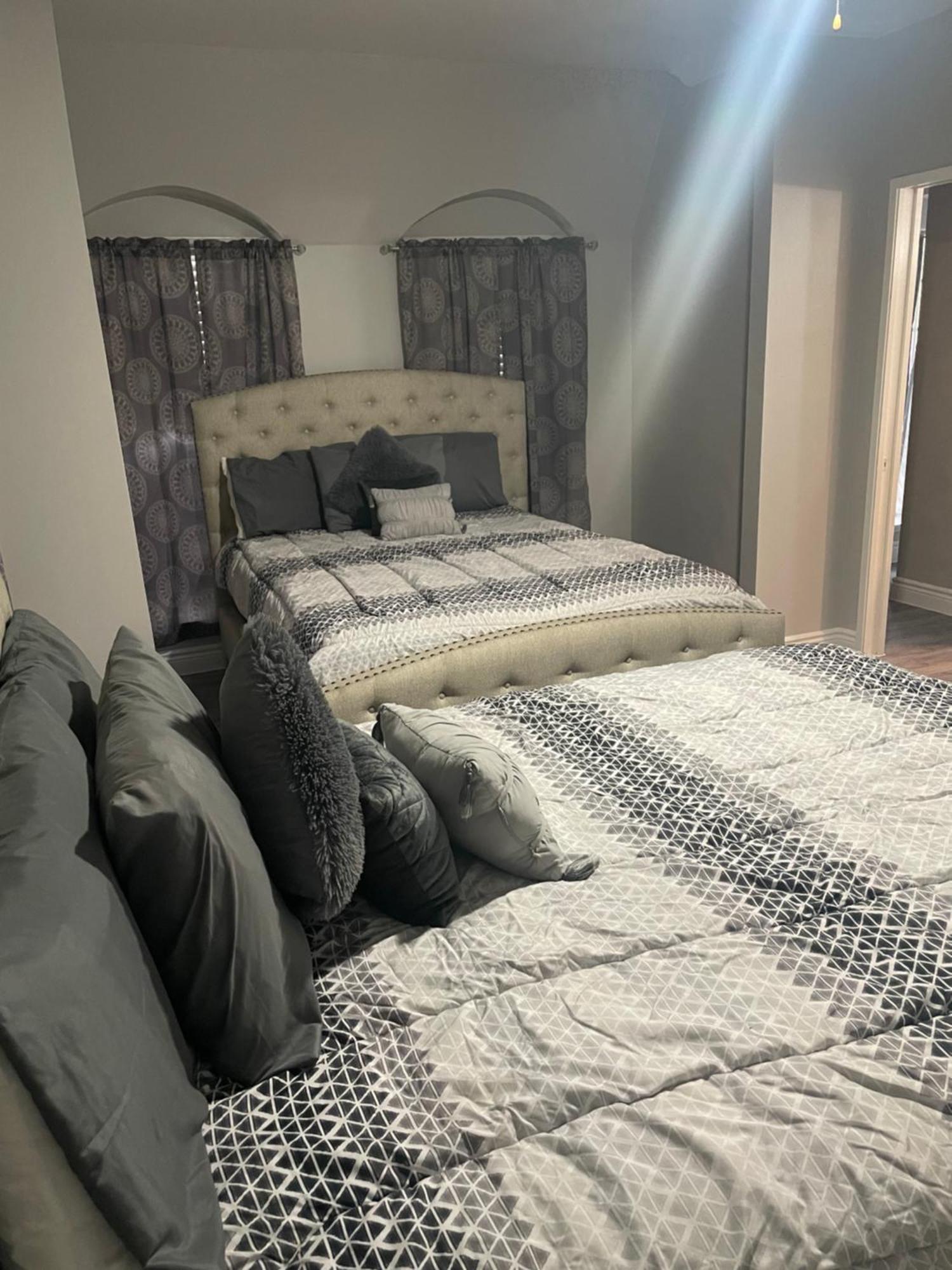Huge One Bedroom With 2 Queen Size Beds Χιούστον Εξωτερικό φωτογραφία